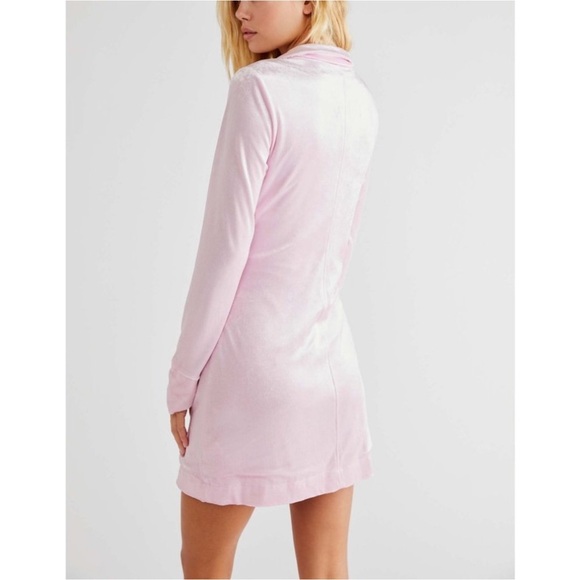 Free People Shayla Velvet Long Sleeve Mini Dress in Classic Pink Sz XS - Picture 3 of 10
